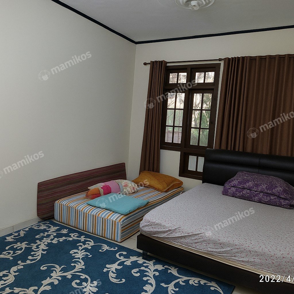 Rumah Sertifikat SHM 4 Kamar Tidur 2 Kamar Mandi Condet Jakarta Timur - Photo 4
