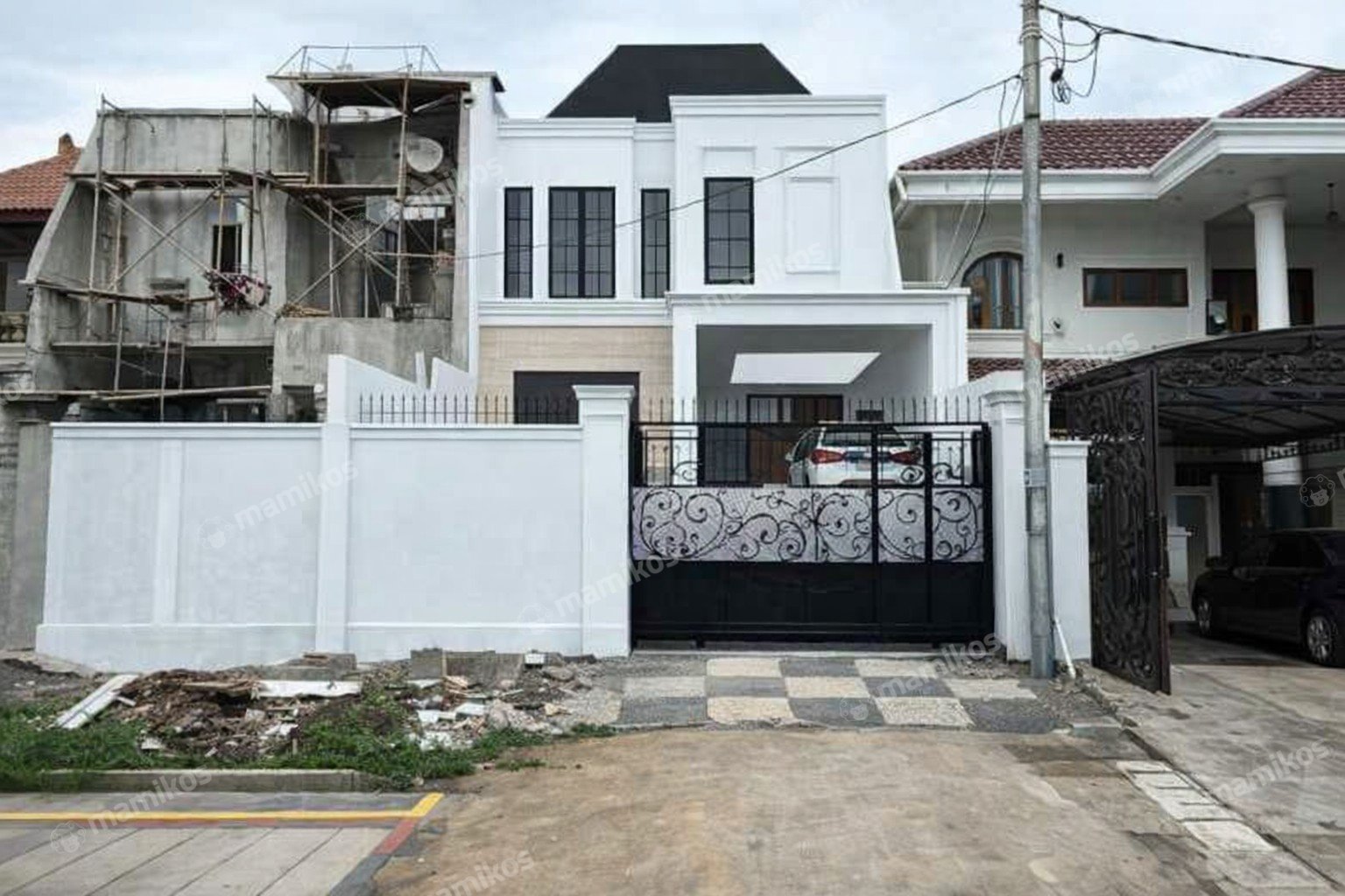 Rumah Baru Sertifikat SHM 4 Kamar Tidur Duren Sawit Jakarta Timur