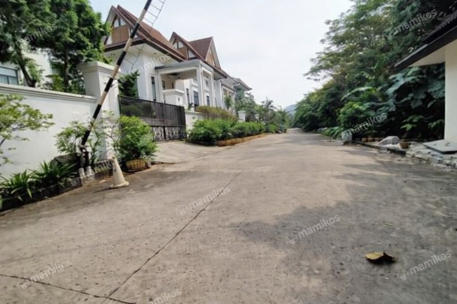 Rumah Sertifikat SHM 8 Kamar Tidur 6 Kamar Mandi Tanjung Priok Jakarta Utara - Photo 5