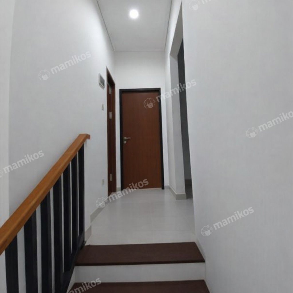 Rumah Sertifikat SHM 3 Kamar Tidur 2 Kamar Mandi Cakung Jakarta Timur - Photo 2