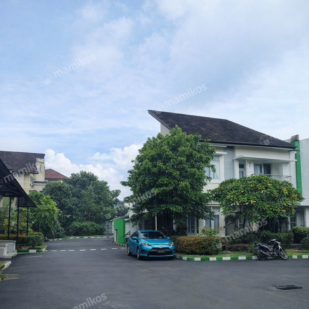 Rumah Sertifikat SHM 5 Kamar Tidur 4 Kamar Mandi Jatiwaringin Jakarta Timur - Photo 2