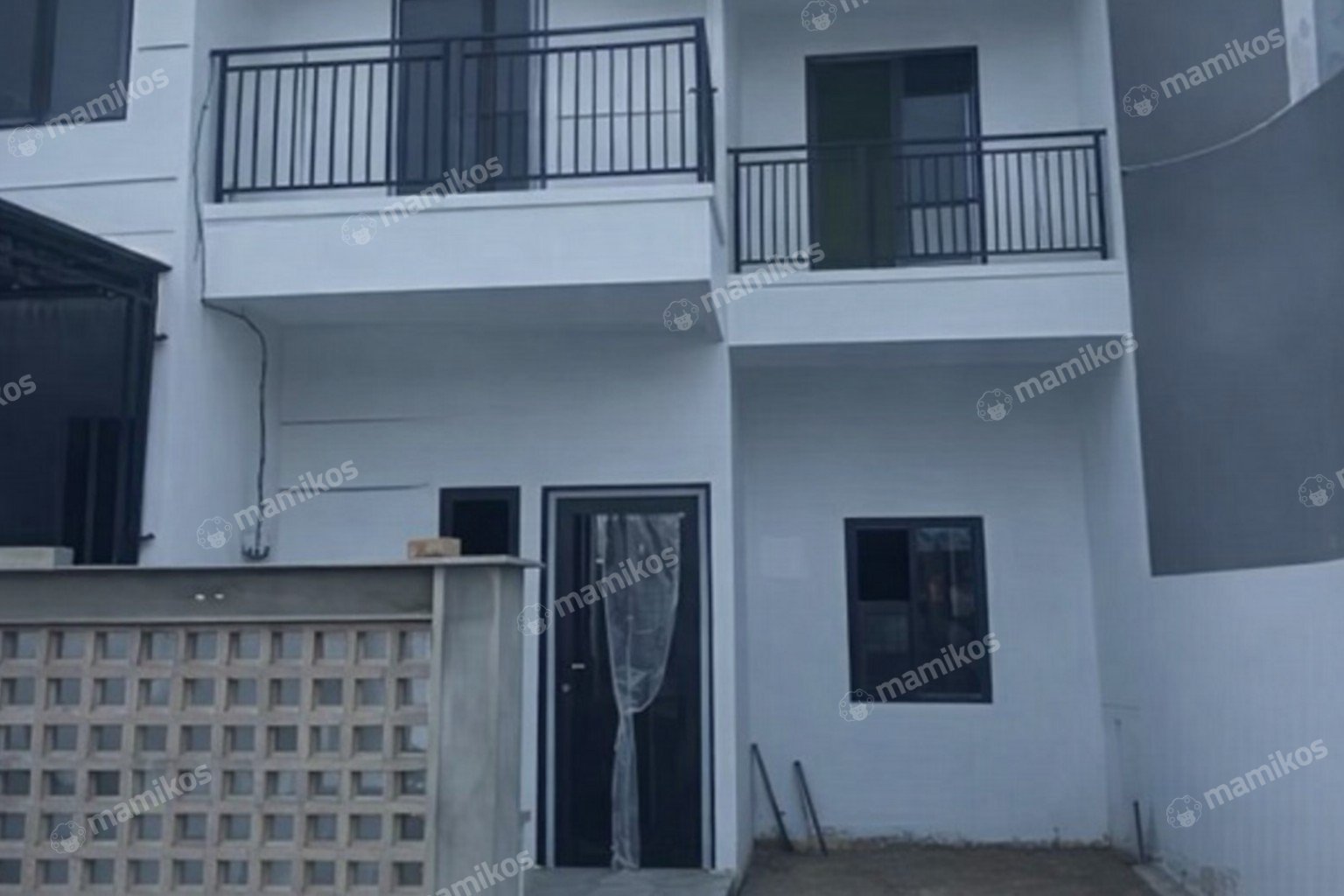 Rumah Sertifikat SHM 3 Kamar Tidur 2 Kamar Mandi Cipayung Jakarta Timur