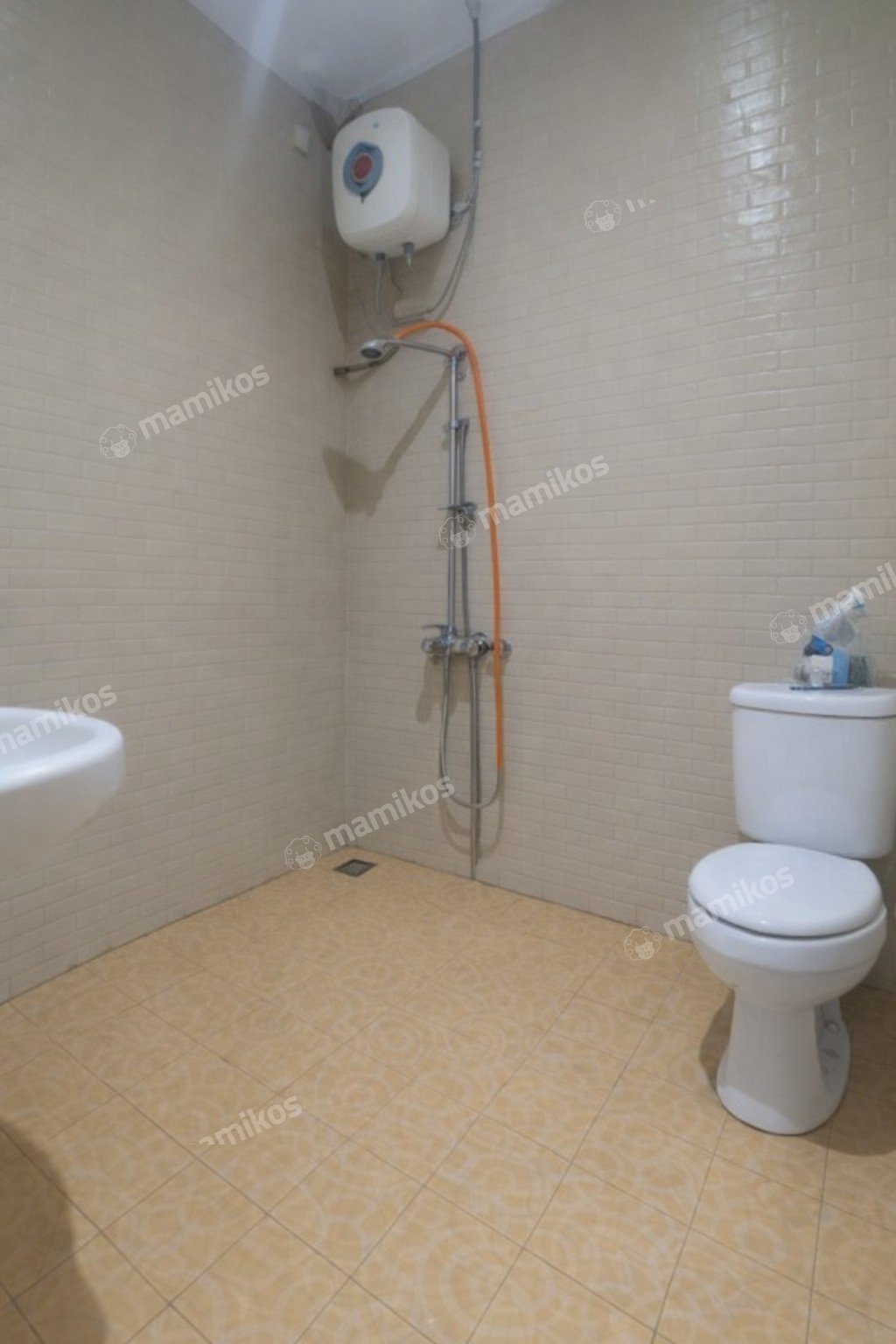 Rumah Sertifikat SHM 3 Kamar Tidur 3 Kamar Mandi Kelapa Gading Jakarta Utara - Photo 4