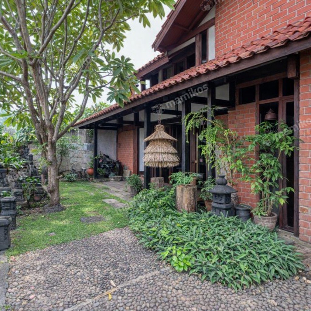 Rumah Sertifikat SHM 7 Kamar Tidur 6 Kamar Mandi Kebayoran Baru Jakarta Selatan - Photo 2