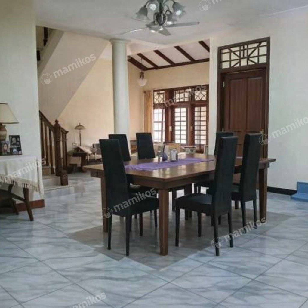Rumah Sertifikat SHM 5 Kamar Tidur 3 Kamar Mandi Ciracas Jakarta Timur - Photo 3