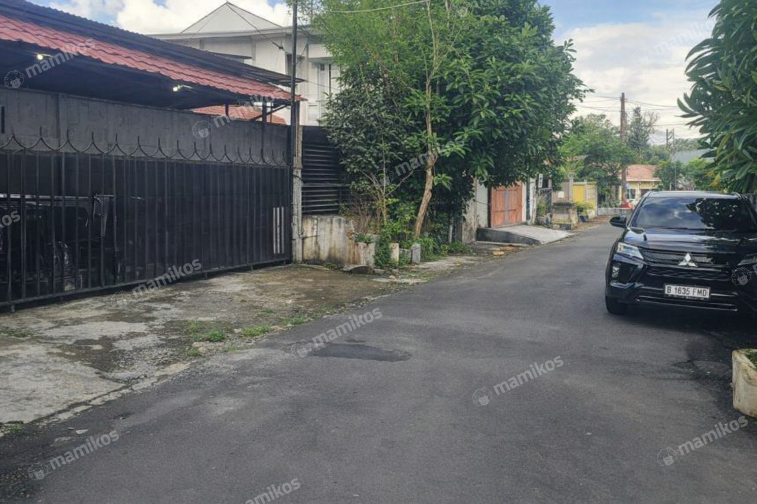 Rumah Sertifikat SHM 9 Kamar Tidur 3 Kamar Mandi Cipinang Jakarta Timur
