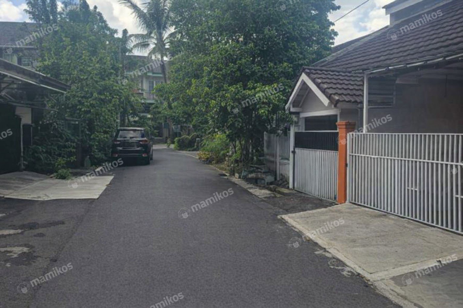 Rumah Sertifikat SHM 9 Kamar Tidur 3 Kamar Mandi Cipinang Jakarta Timur - Photo 2