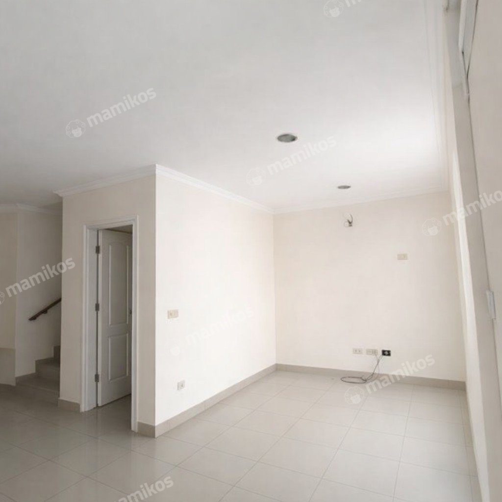 Rumah Sertifikat SHM 3 Kamar Tidur 3 Kamar Mandi Green Lake City Jakarta Barat - Photo 3