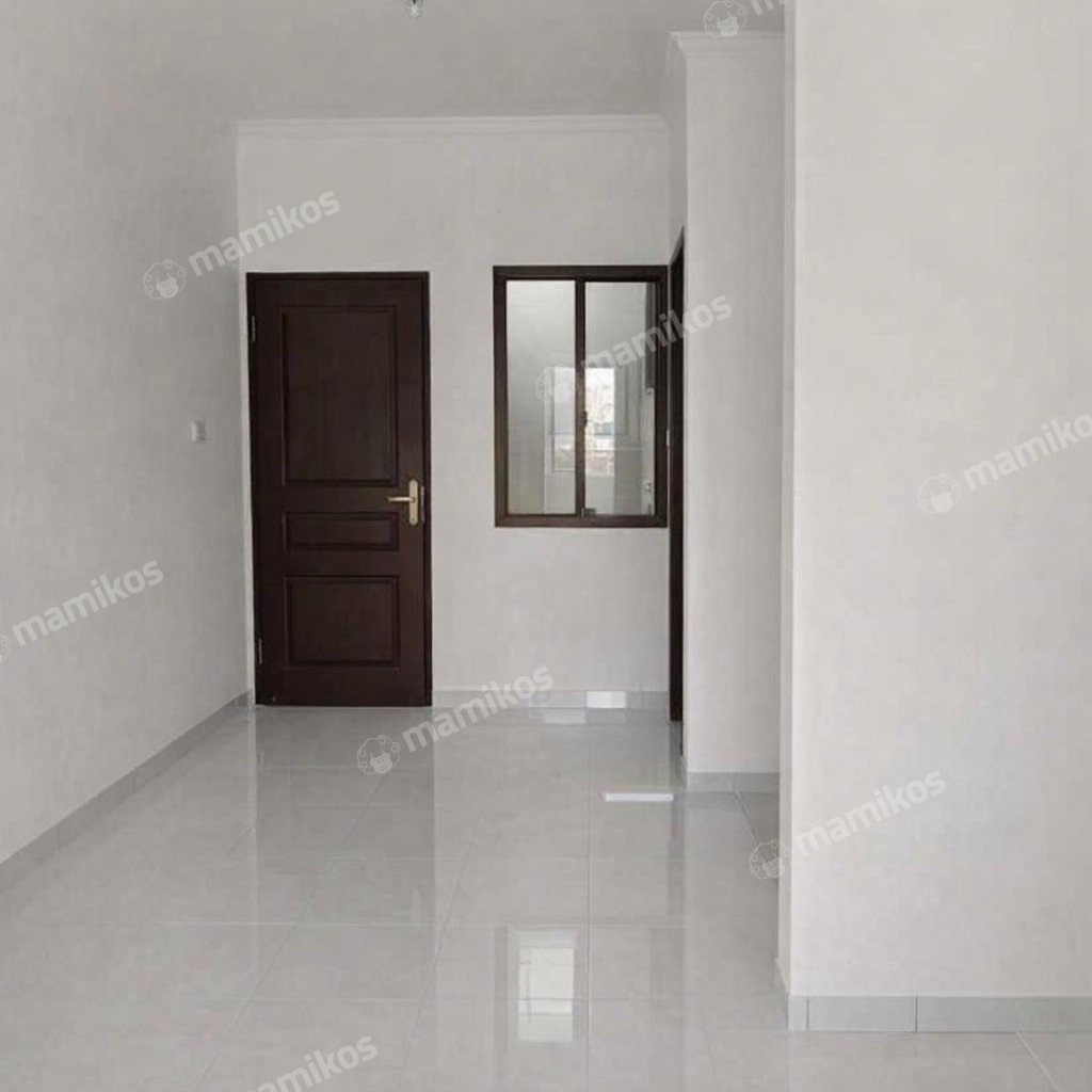 Rumah Sertifikat SHM 5 Kamar Tidur 3 Kamar Mandi Tanjung Duren Jakarta Barat - Photo 2