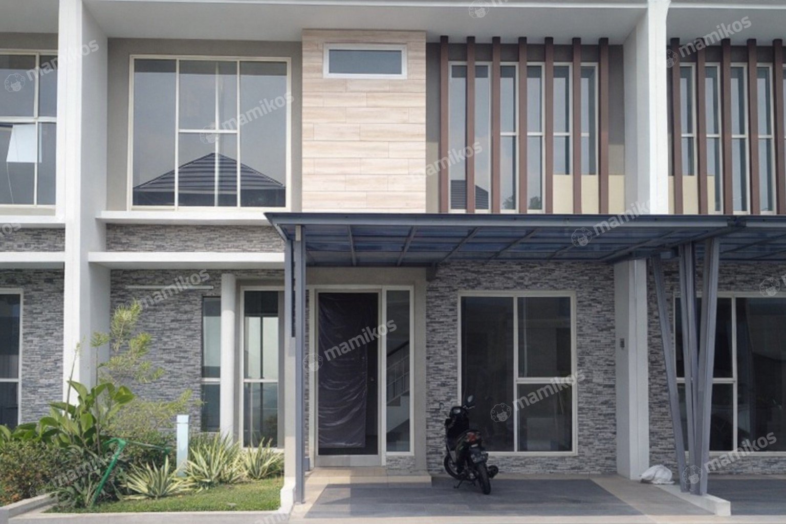 Rumah Sertifikat PPJB 4 Kamar Tidur 3 Kamar Mandi Jakarta Garden City Jakarta Timur