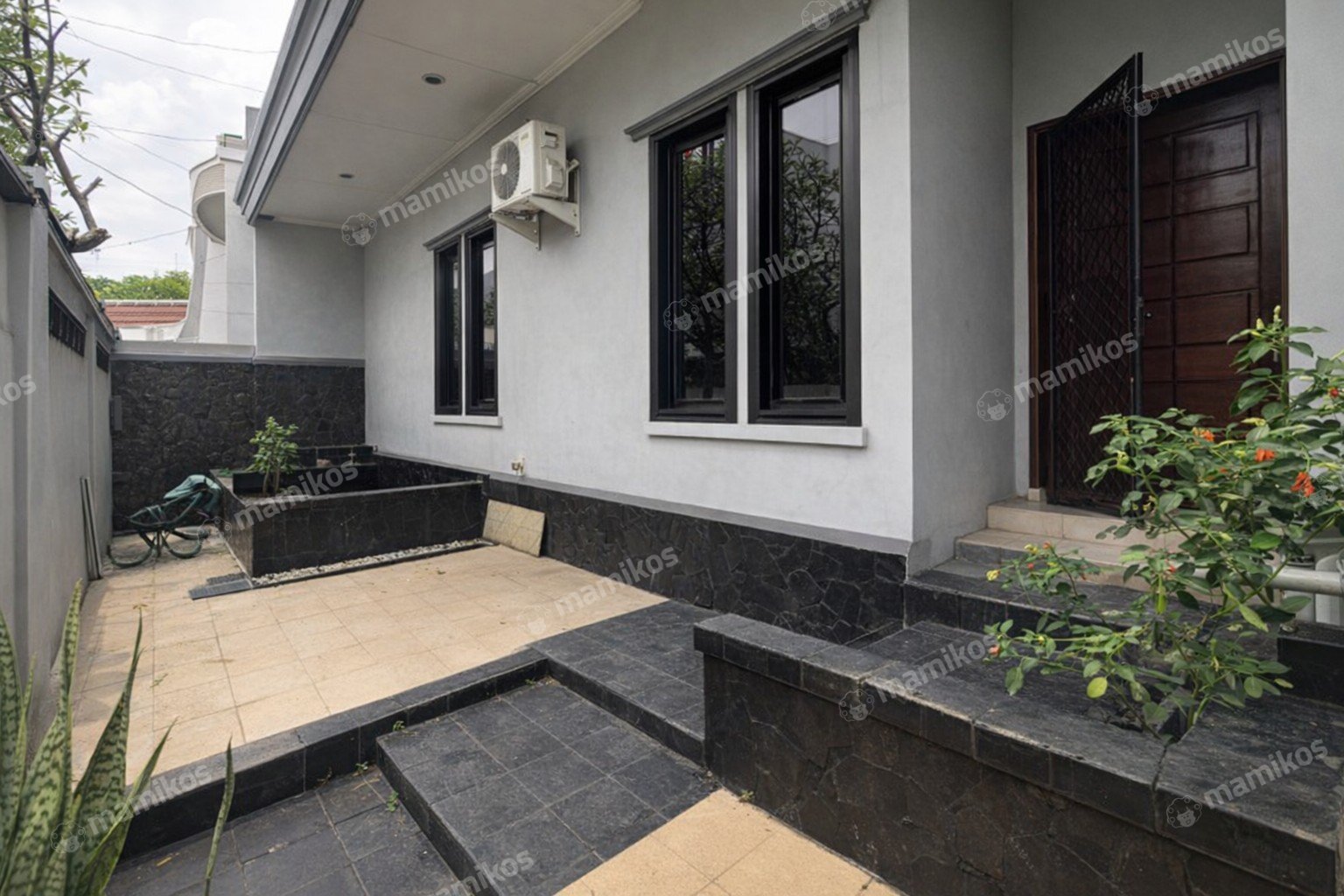 Rumah Sertifikat SHM 4 Kamar Tidur 3 Kamar Mandi Pluit Jakarta Utara