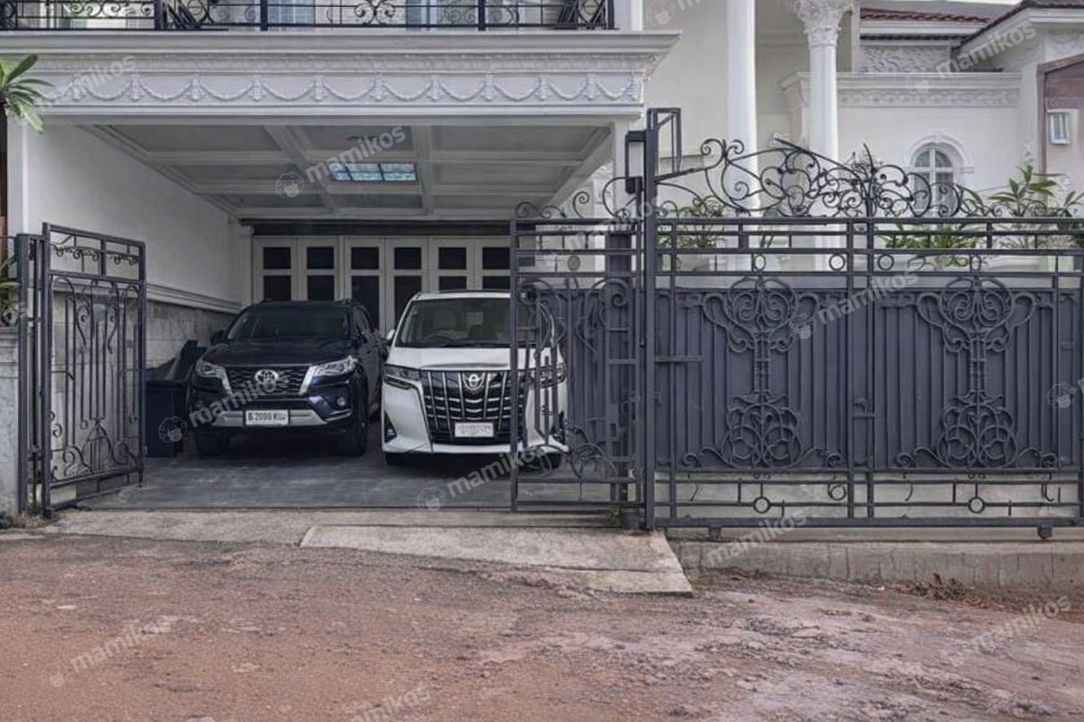 Rumah Sertifikat SHM 5 Kamar Tidur 4 Kamar Mandi Condet Jakarta Timur