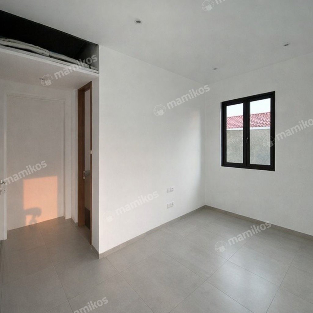 Rumah Sertifikat SHM 4 Kamar Tidur 3 Kamar Mandi Kemang Jakarta Selatan - Photo 3