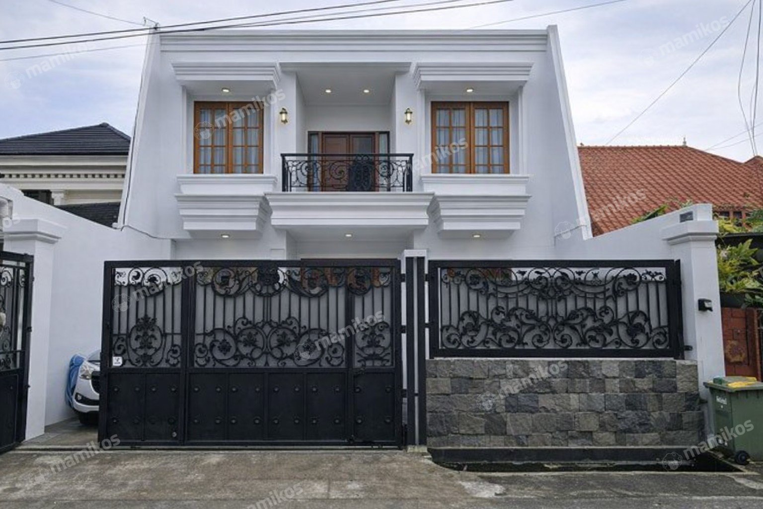 Rumah Sertifikat SHM 5 Kamar Tidur 4 Kamar Mandi Duren Sawit Jakarta Timur