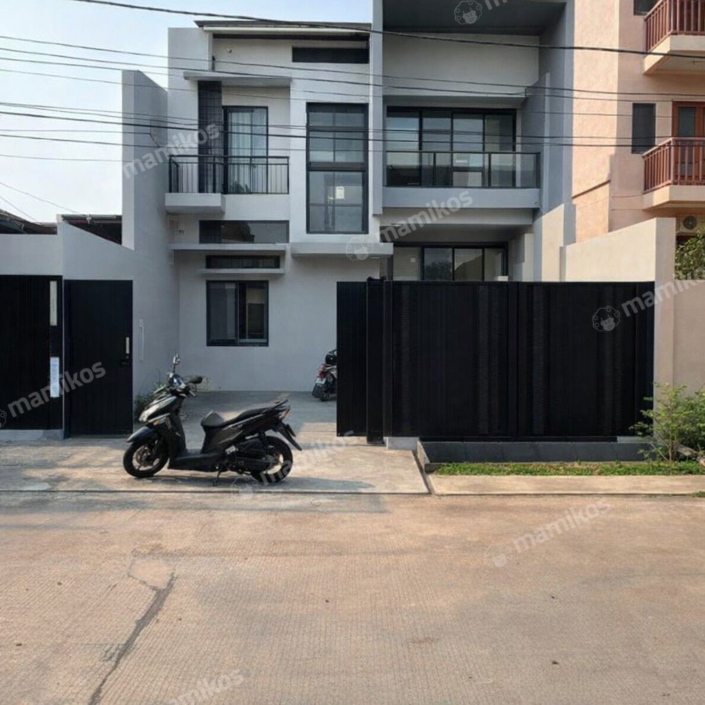 Rumah Baru Sertifikat SHM 4 Kamar Tidur Sunrise Garden Jakarta Barat - Photo 2