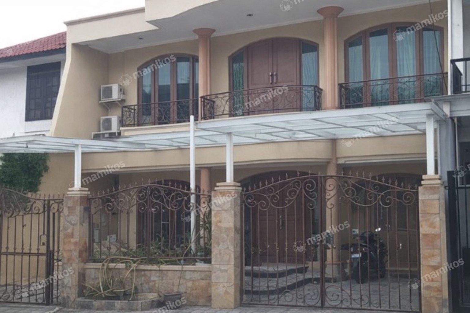 Rumah 6 Kamar Tidur 4 Kamar Mandi Kelapa Gading Jakarta Utara