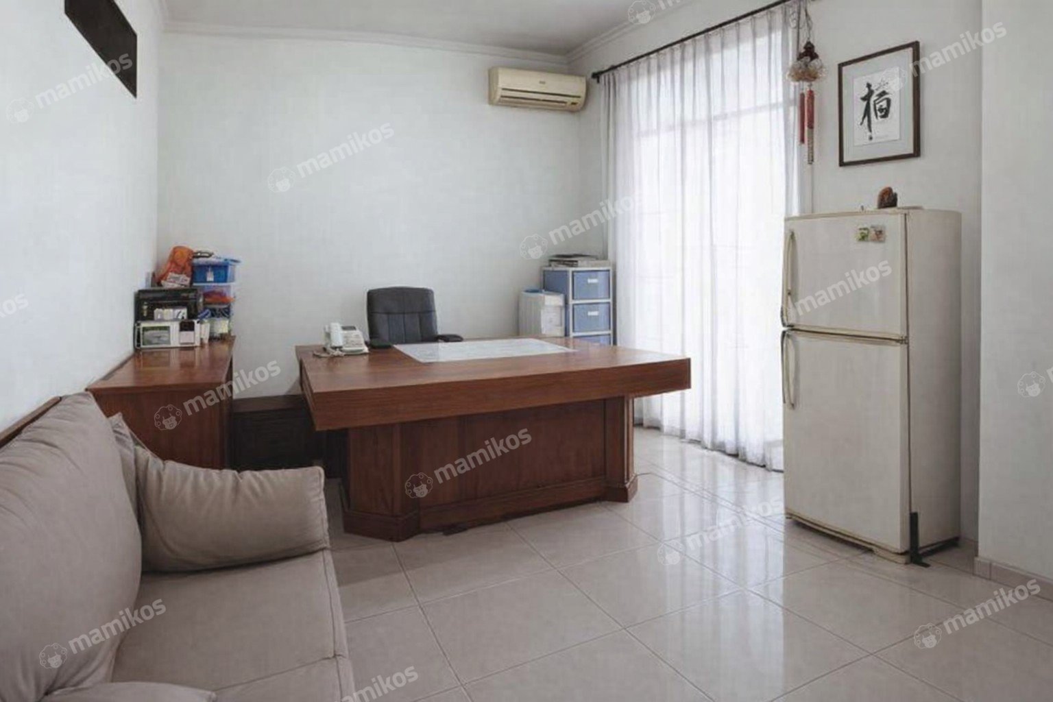 Rumah Sertifikat SHM 4 Kamar Tidur 3 Kamar Mandi Taman Ratu Jakarta Barat - Photo 2