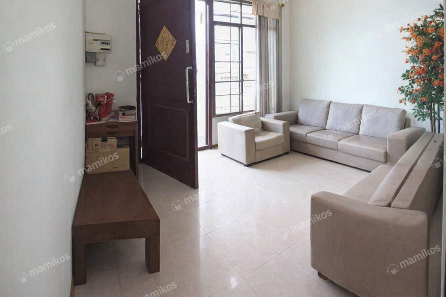 Rumah Sertifikat SHM 4 Kamar Tidur 3 Kamar Mandi Taman Ratu Jakarta Barat - Photo 4