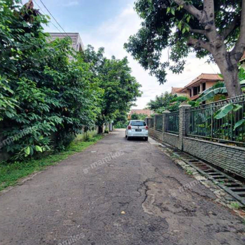 Rumah Sertifikat SHM 3 Kamar Tidur 3 Kamar Mandi Cirendeu Jakarta Selatan - Photo 5