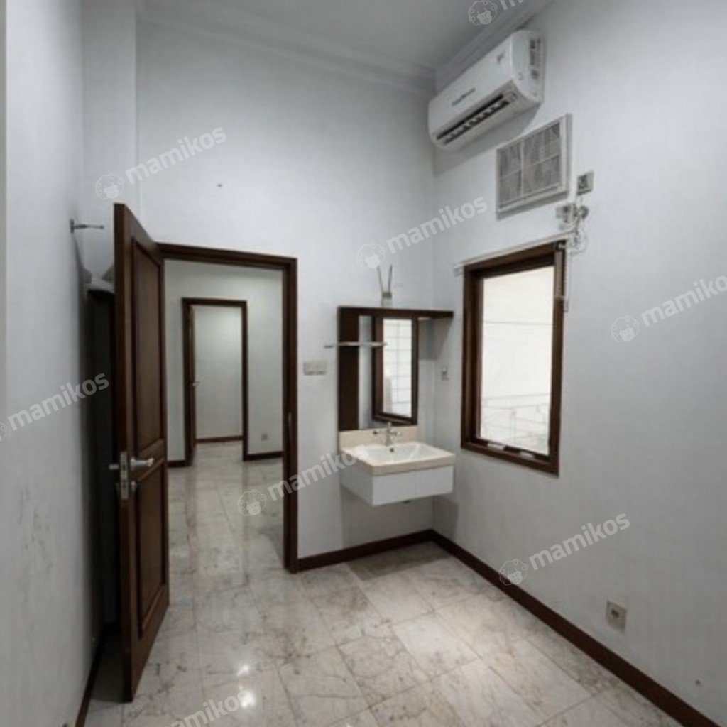 Rumah Sertifikat SHM 3 Kamar Tidur 3 Kamar Mandi Kayu Putih Jakarta Timur - Photo 2