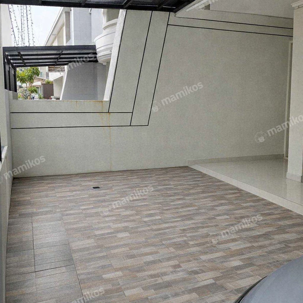 Rumah Sertifikat SHM 4 Kamar Tidur 4 Kamar Mandi Permata Buana Jakarta Barat - Photo 2