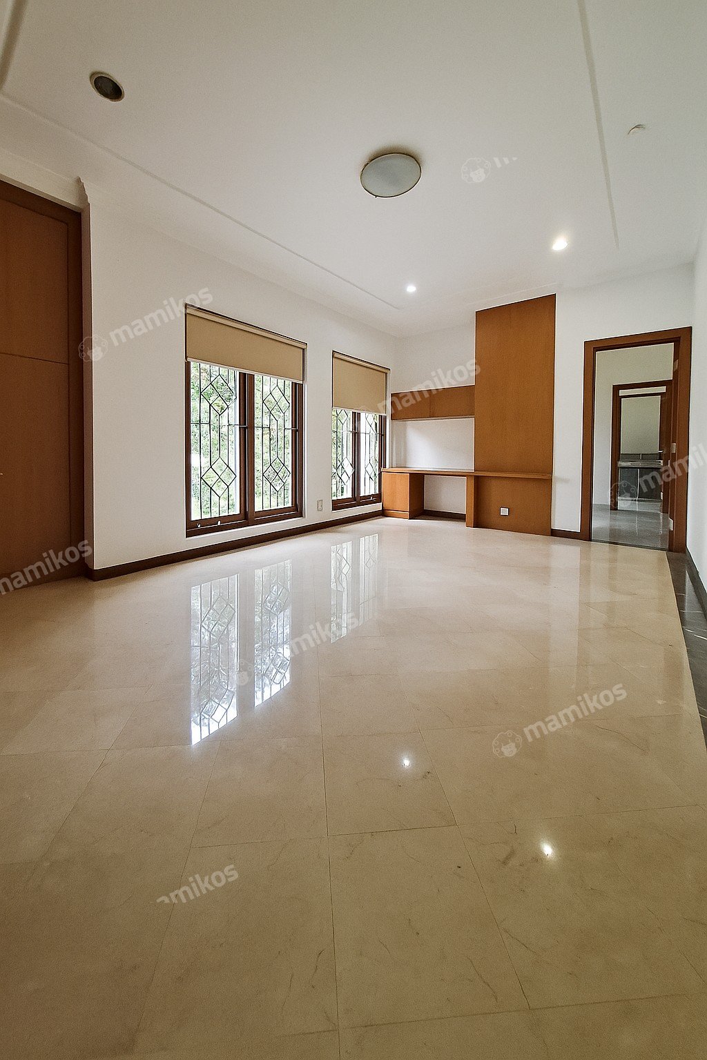 Rumah Sertifikat SHM 4 Kamar Tidur 3 Kamar Mandi Kebayoran Baru Jakarta Selatan - Photo 3
