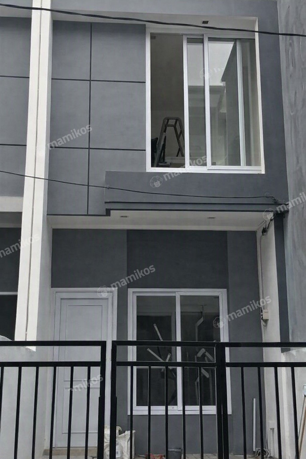 Rumah Sertifikat HGB 3 Kamar Tidur 3 Kamar Mandi Kelapa Gading Jakarta Utara - Photo 2