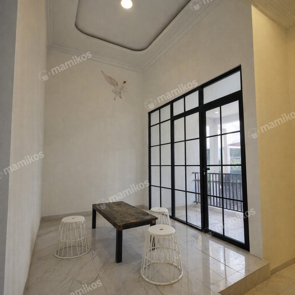 Rumah 4 Kamar Tidur 3 Kamar Mandi 3 Lantai Tomang Jakarta Barat - Photo 3