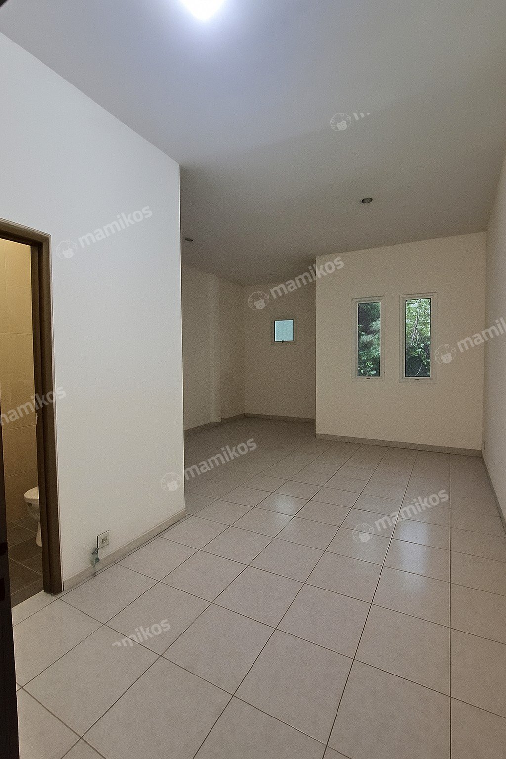 Rumah Sertifikat SHM 4 Kamar Tidur 3 Kamar Mandi Jelambar Jakarta Barat - Photo 2