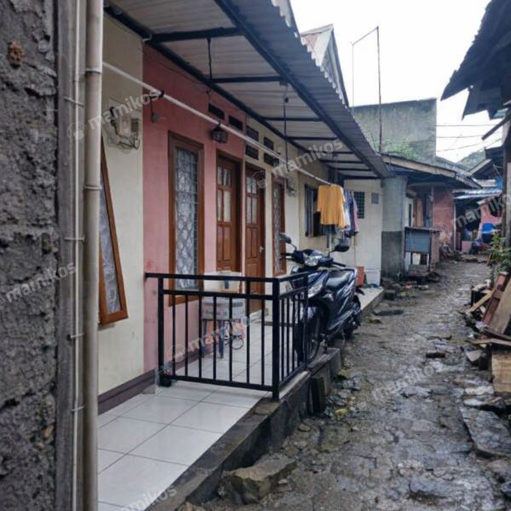 Rumah Sertifikat SHM 4 Kamar Tidur 4 Kamar Mandi Ciracas Jakarta Timur - Photo 2