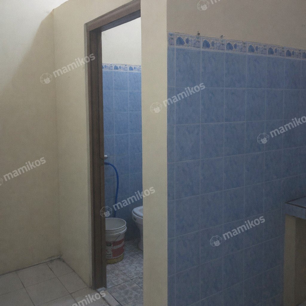 Rumah Sertifikat SHM 4 Kamar Tidur 4 Kamar Mandi Ciracas Jakarta Timur - Photo 5