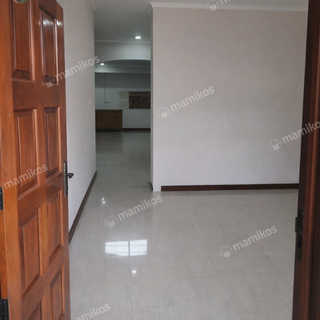 Rumah Sertifikat SHM 5 Kamar Tidur 3 Kamar Mandi Pondok Indah Jakarta Selatan - Photo 5