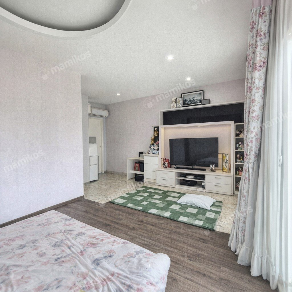 Rumah 6 Kamar Tidur 5 Kamar Mandi 4 Lantai Kalideres Jakarta Barat - Photo 2