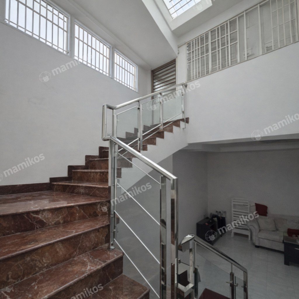Rumah 6 Kamar Tidur 5 Kamar Mandi 4 Lantai Kalideres Jakarta Barat - Photo 5