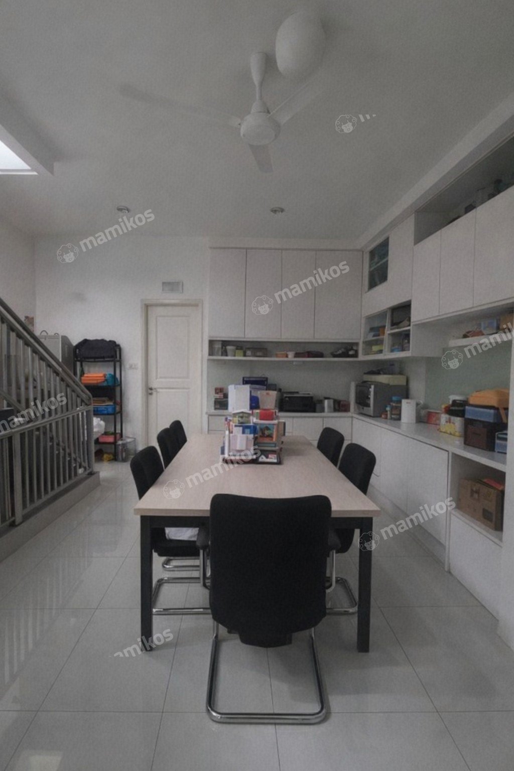 Rumah Sertifikat SHM 6 Kamar Tidur 3 Kamar Mandi Kav DKI Jakarta Barat - Photo 3