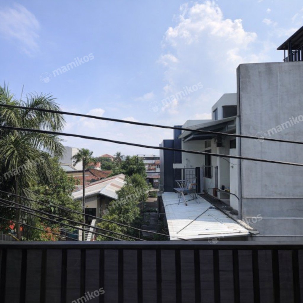 Rumah Sertifikat SHM 11 Kamar Tidur 11 Kamar Mandi Tanjung Duren Jakarta Barat - Photo 5