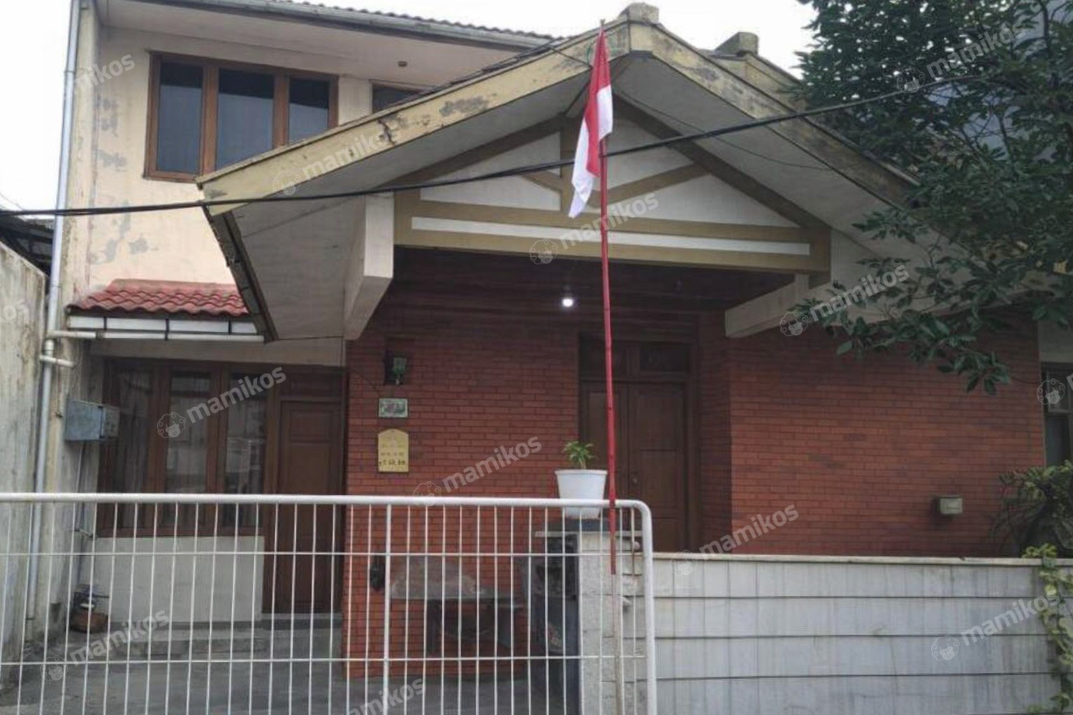 Rumah Sertifikat SHM 5 Kamar Tidur 4 Kamar Mandi Slipi Jakarta Barat