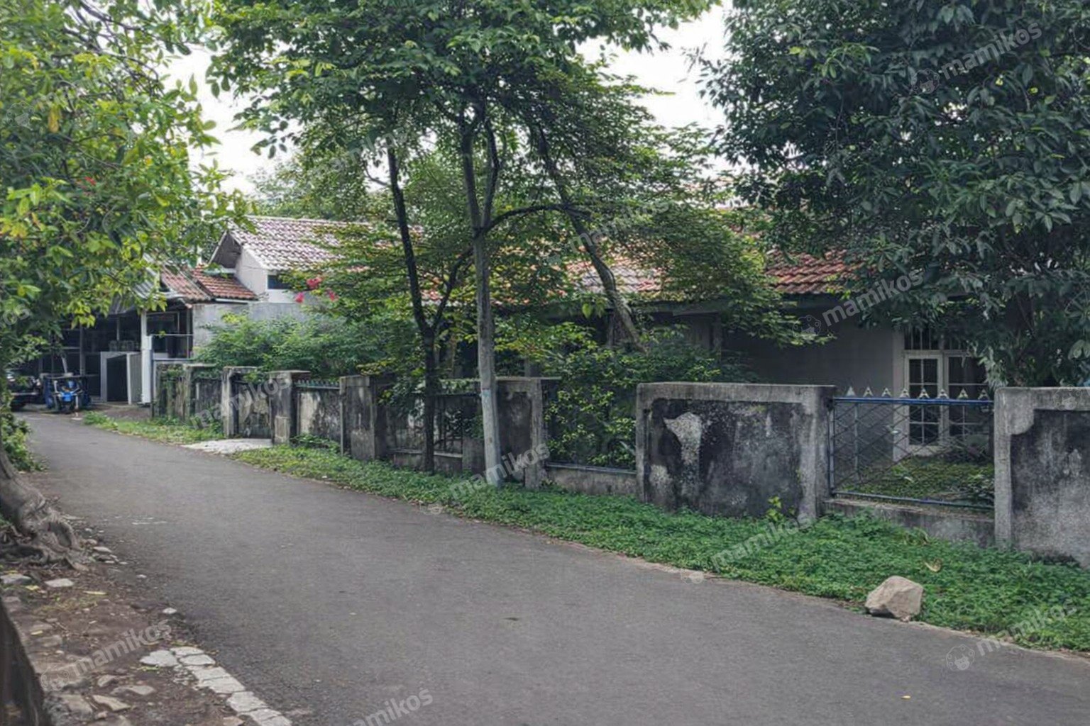 Rumah Sertifikat HGB 3 Kamar Tidur 2 Kamar Mandi Duren Sawit Jakarta Timur