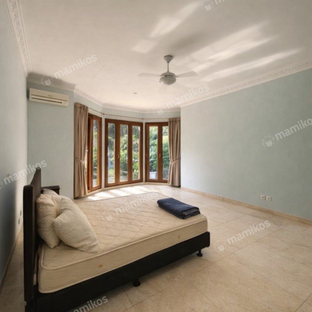 Rumah Sertifikat SHM 5 Kamar Tidur 5 Kamar Mandi Kemang Jakarta Selatan - Photo 4