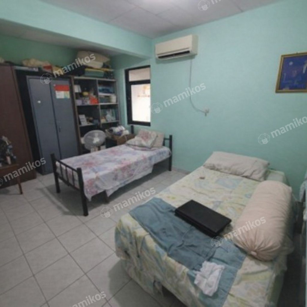 Rumah Sertifikat SHM 4 Kamar Tidur 3 Kamar Mandi Pulomas Jakarta Timur - Photo 2