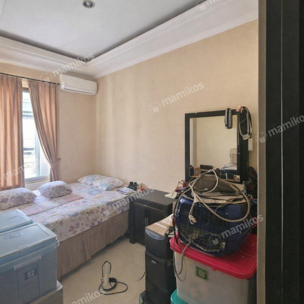 Rumah Sertifikat SHM 4 Kamar Tidur 3 Kamar Mandi Kembangan Jakarta Barat - Photo 3