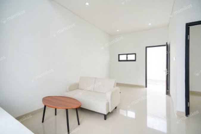 Rumah Sertifikat SHM 3 Kamar Tidur 2 Kamar Mandi Cakung Jakarta Timur - Photo 2