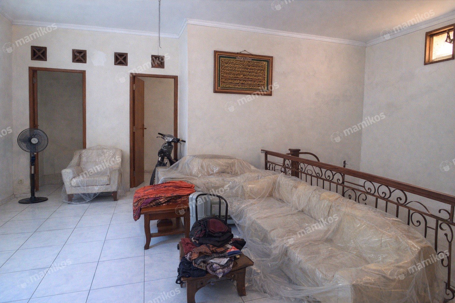 Rumah Sertifikat SHM 4 Kamar Tidur 5 Kamar Mandi Menteng Dalam Jakarta Selatan - Photo 2