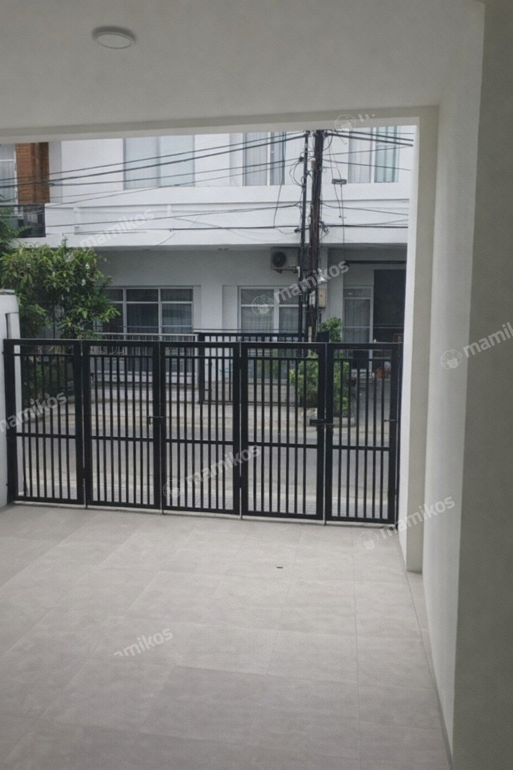 Rumah Sertifikat SHM 4 Kamar Tidur 3 Kamar Mandi Tomang Jakarta Barat - Photo 2