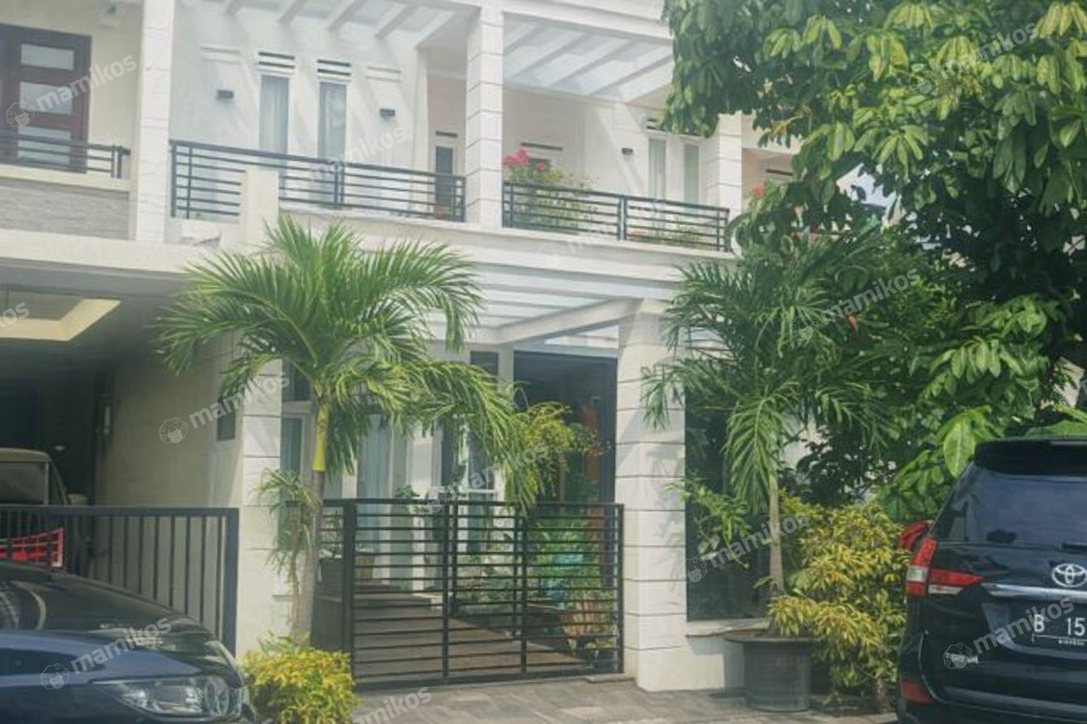 Rumah Sertifikat SHM 5 Kamar Tidur 3 Kamar Mandi Tanjung Barat Jakarta Selatan