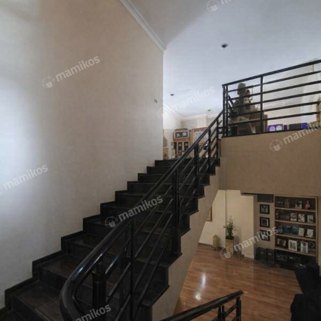 Rumah Sertifikat SHM 4 Kamar Tidur 4 Kamar Mandi Puri Indah Jakarta Barat - Photo 3