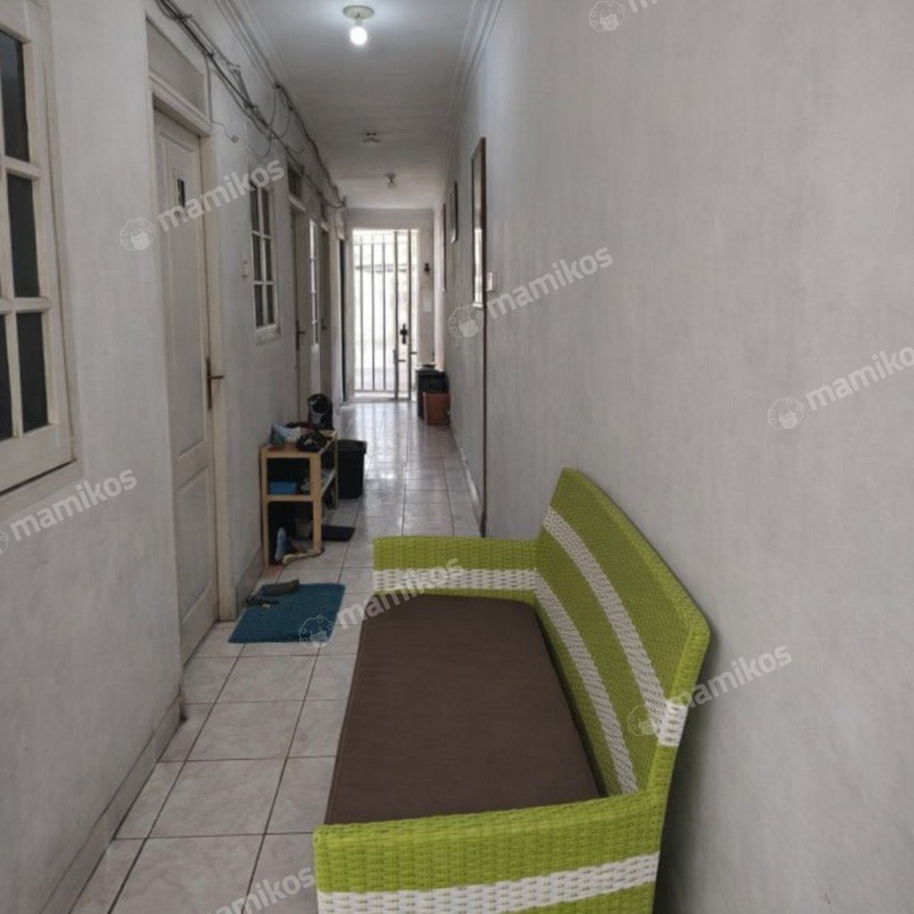 Rumah Sertifikat SHM 8 Kamar Tidur 4 Kamar Mandi Tebet Jakarta Selatan - Photo 4