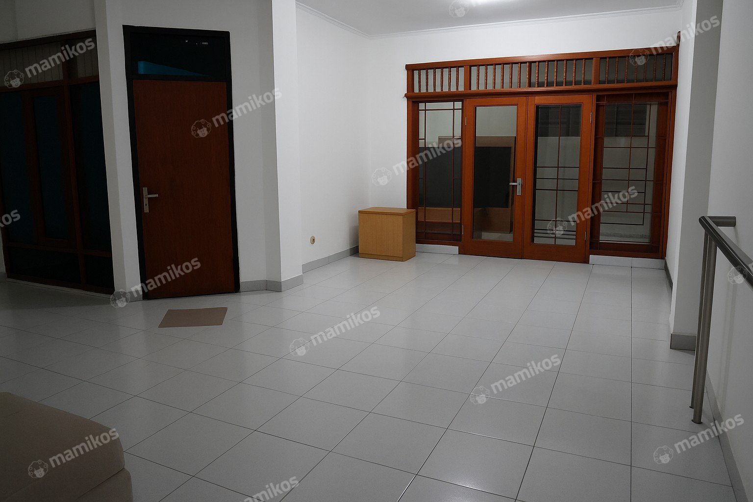 Rumah Sertifikat SHM 6 Kamar Tidur 5 Kamar Mandi Kebon Jeruk Jakarta Barat - Photo 5