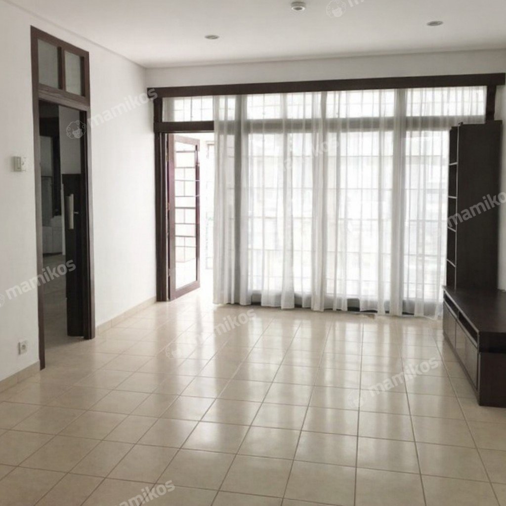 Rumah Sertifikat SHM 4 Kamar Tidur 3 Kamar Mandi Pondok Indah Jakarta Selatan - Photo 2