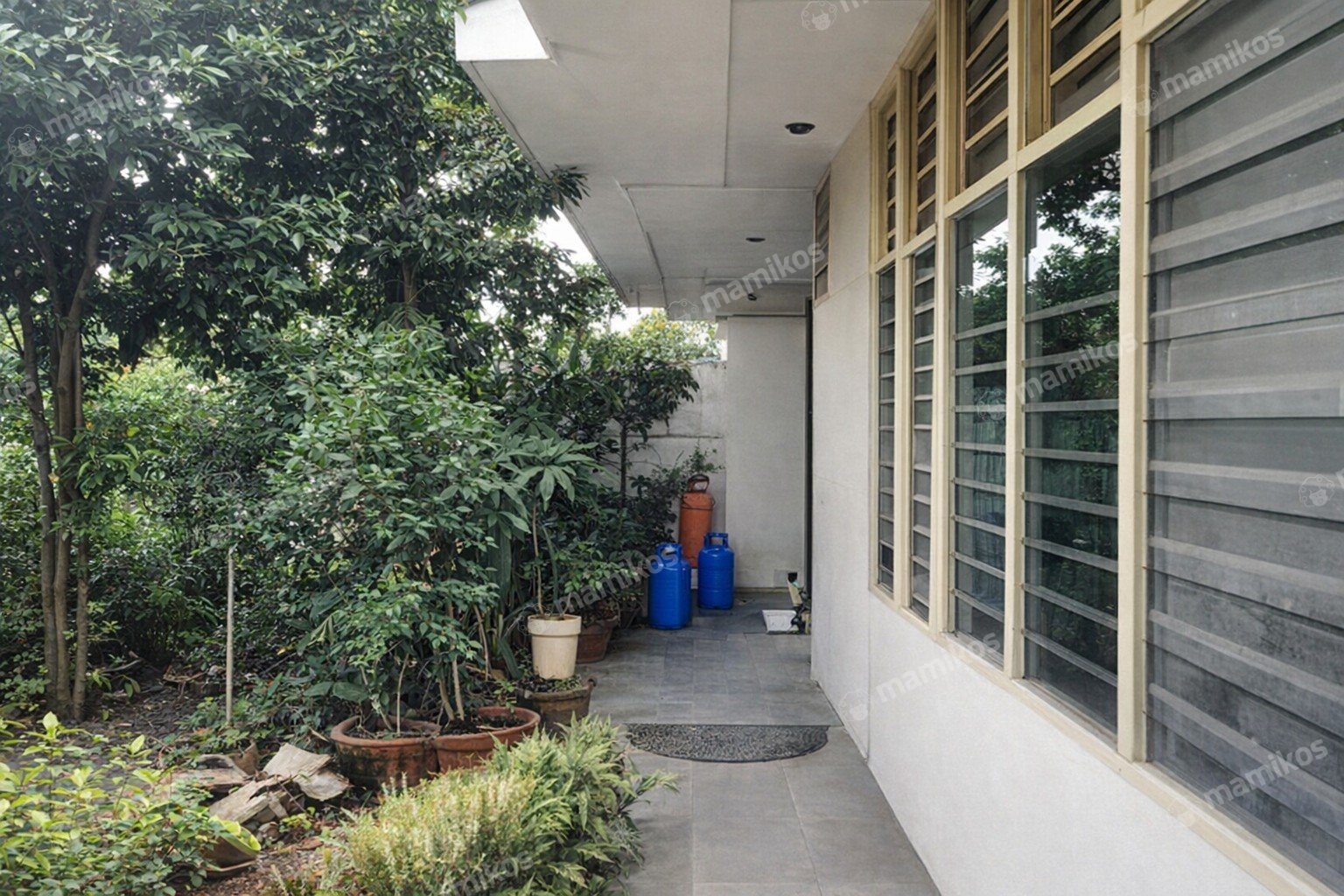 Rumah Sertifikat SHM 5 Kamar Tidur 3 Kamar Mandi Kebon Jeruk Jakarta Barat - Photo 4